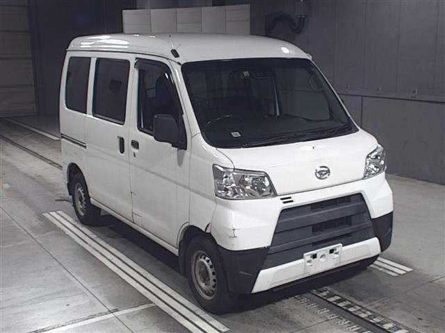 73 Daihatsu Hijet van S321V 2018 г. (JU Gifu)